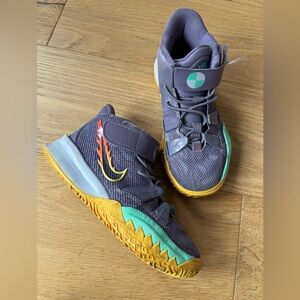 Nike basketball shoes 12C